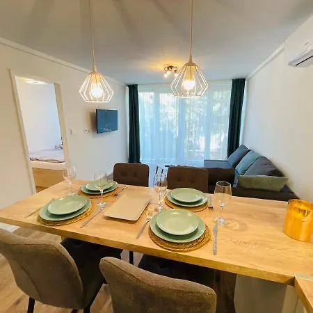 Kazinczy Deluxe Balatonalmádi